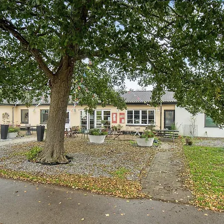 Cafe Vilhelm Centre *
